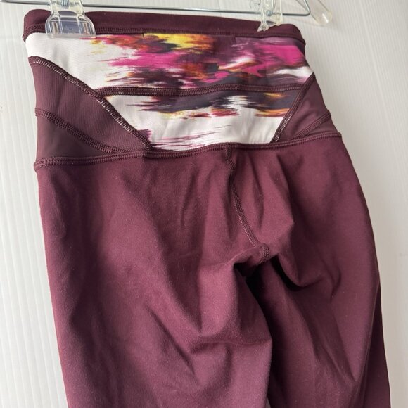 Lululemon Burgundy Reversible High Rise Pant Leggings Size 4 Women’s - Picture 13 of 14